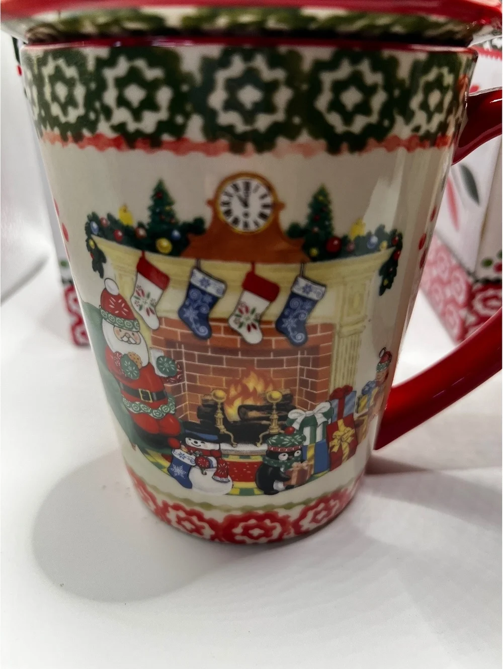 NEW Temp-tations Christmas Coffee Mug with Lid Cozy Fireplace Design Red green